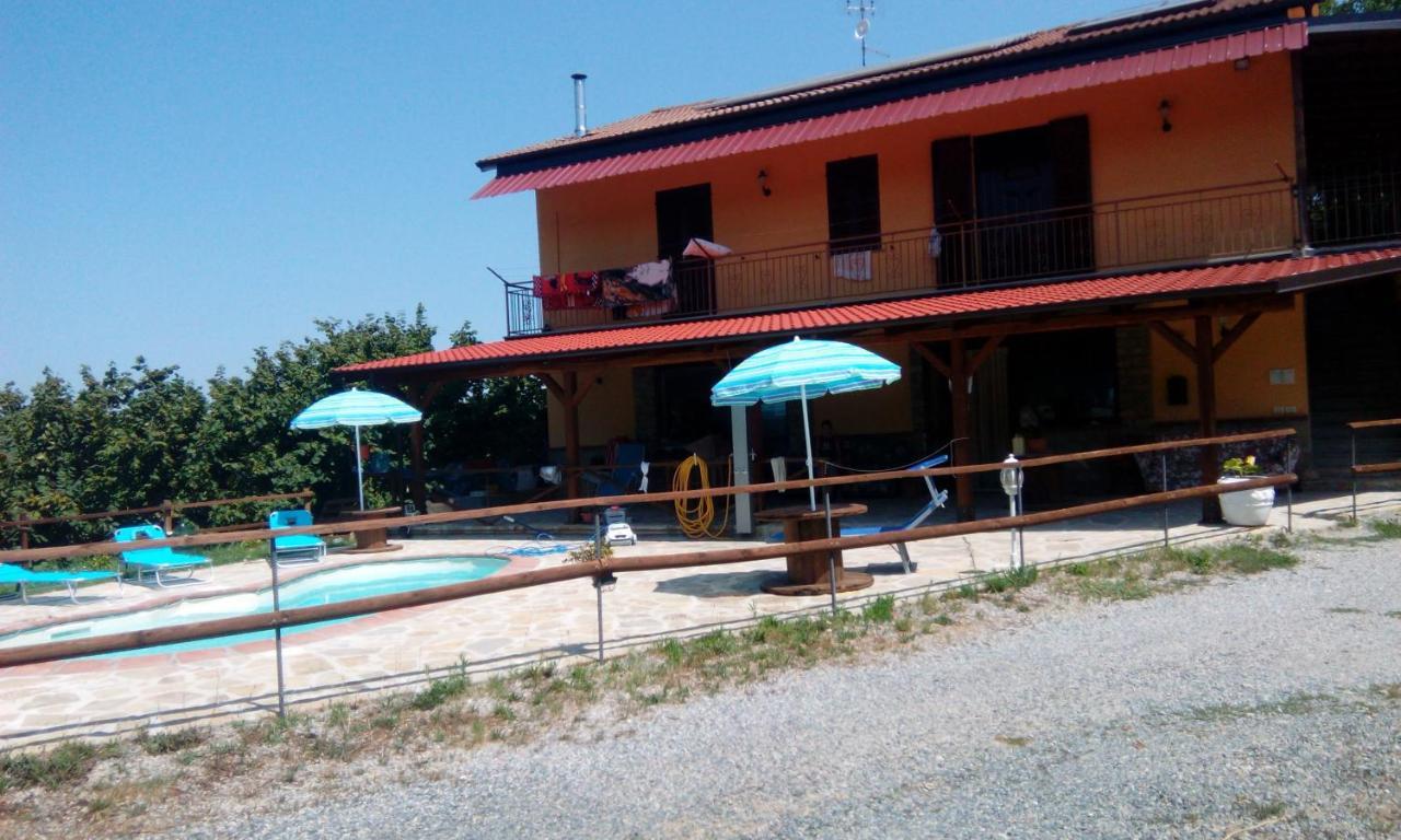 Agriturismo Nizur'In Roccaverano Exteriör bild