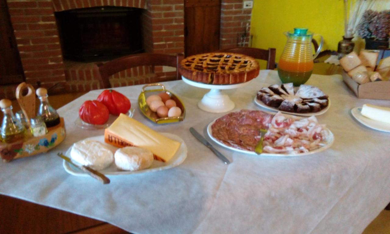Agriturismo Nizur'In Roccaverano Exteriör bild